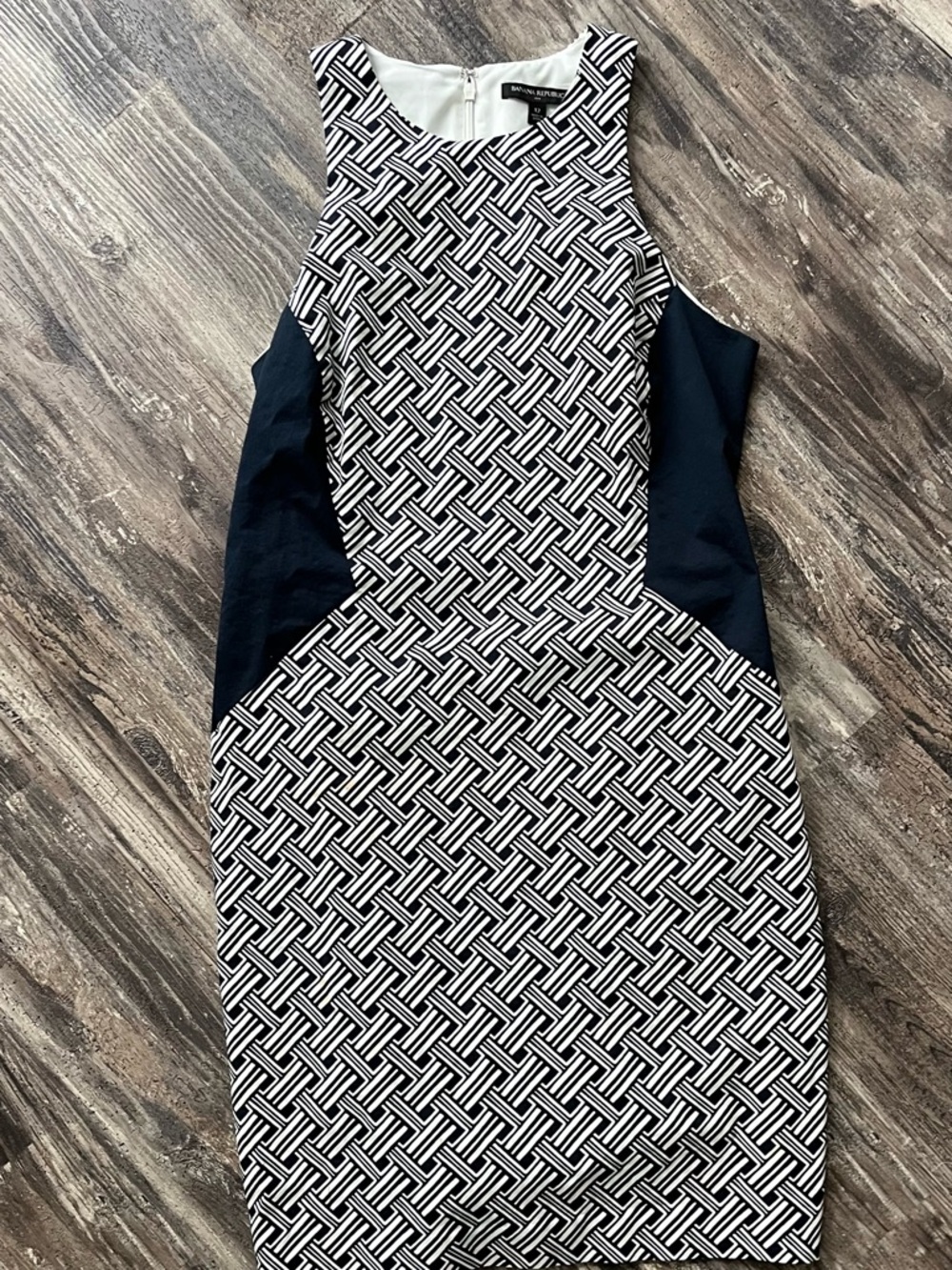 Banana Republic Navy and White Geometric Midi Dress